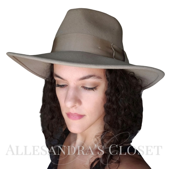 Brixton Hat Joanna Hat Felted 100% Wool Hat Light Tan Medium Outdoor Classic - Picture 2 of 12